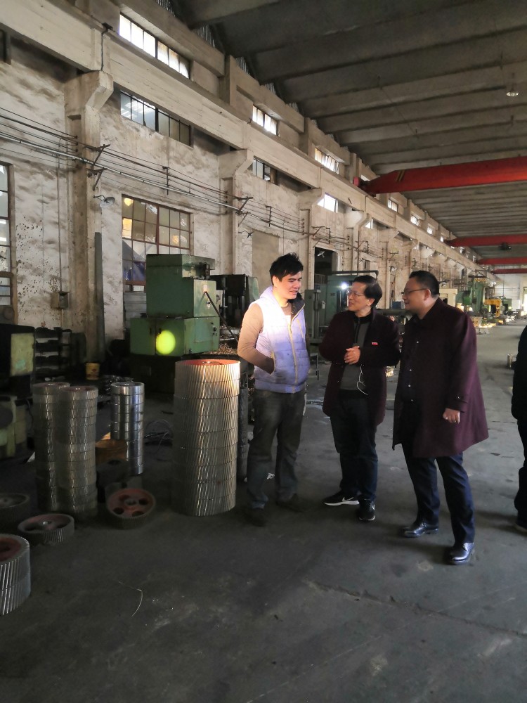 动漫屋
党委陈为旭书记一行到校友企业福建金泉集团走访调研67908ebb2396842e