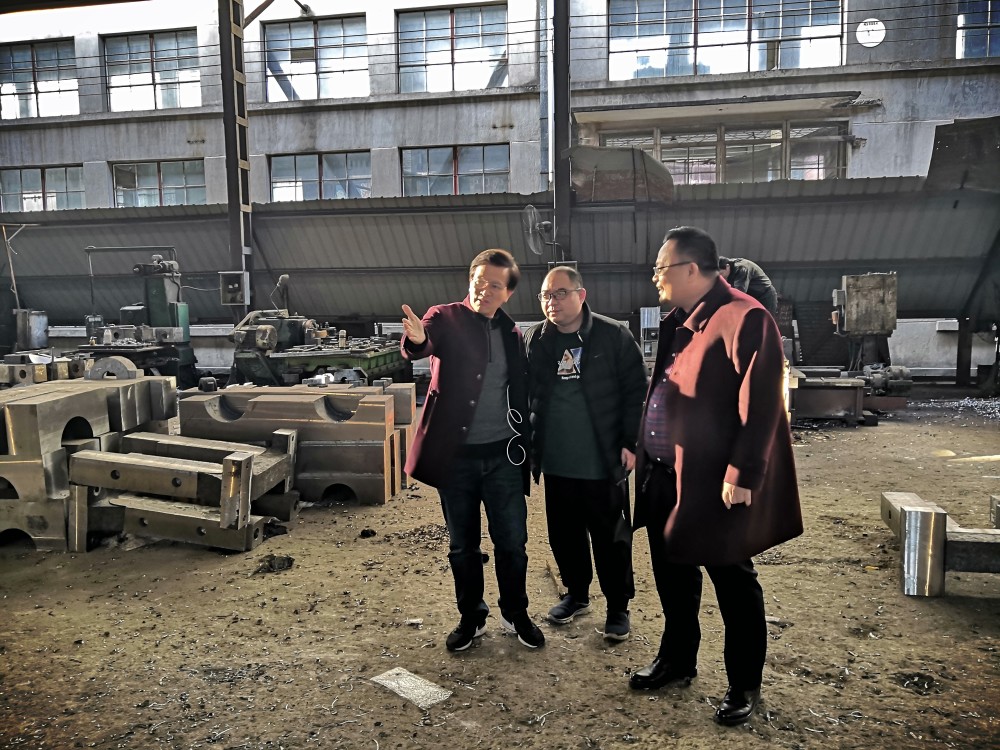 动漫屋
党委陈为旭书记一行到校友企业福建金泉集团走访调研3d140a18c72c5e29